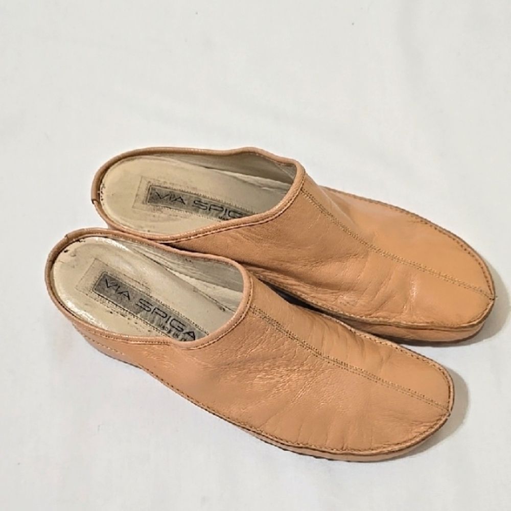 Via Spiga Tan Loafers Slip-Ons Shoes‎ 6.5